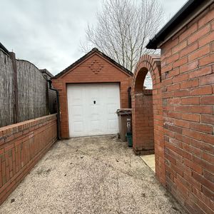 Photo 15- click for photo gallery